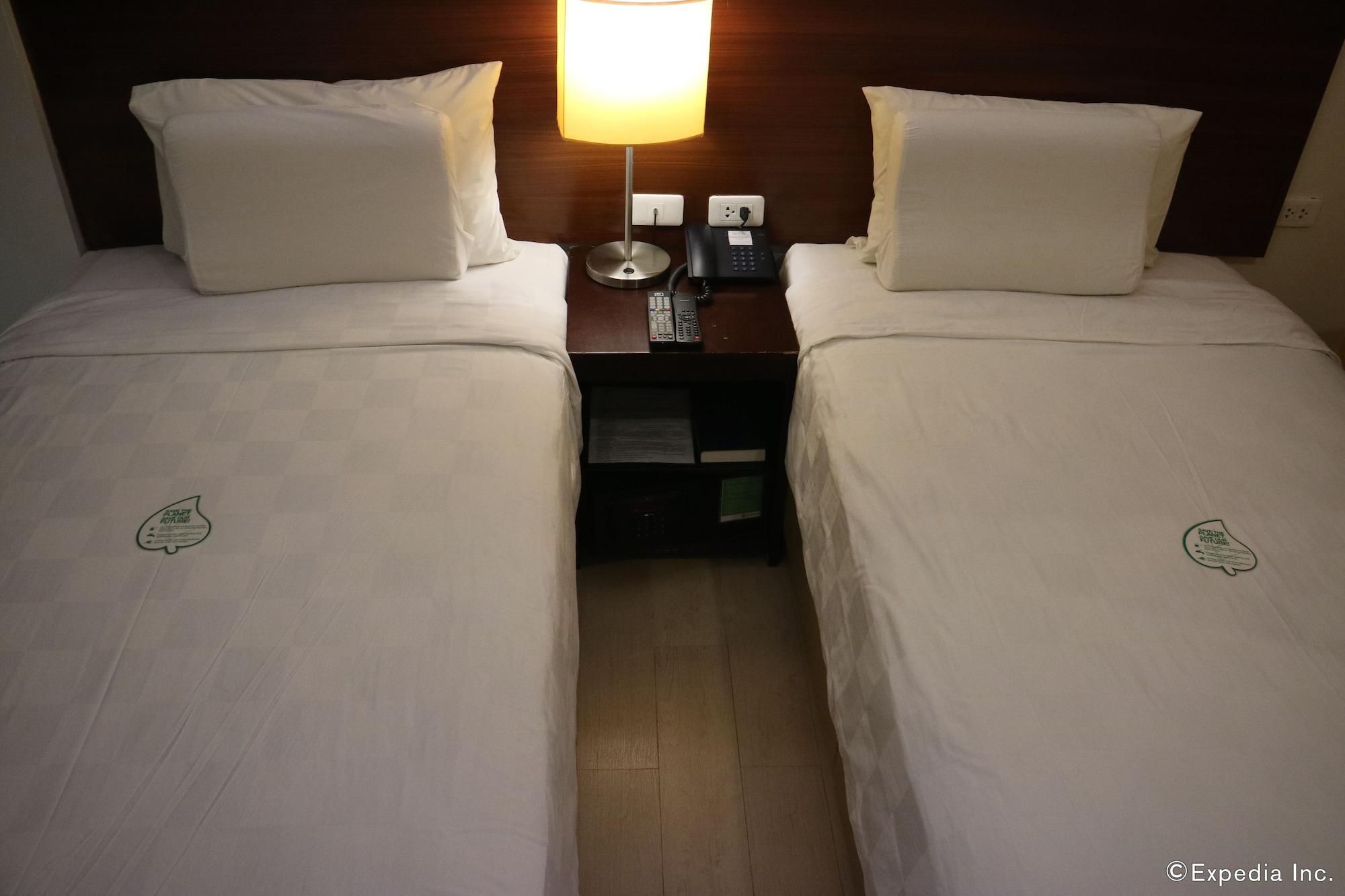 Go Hotels Bacolod Eksteriør bilde
