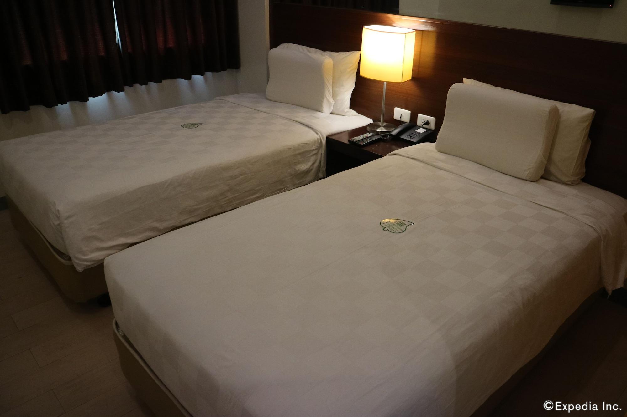 Go Hotels Bacolod Eksteriør bilde