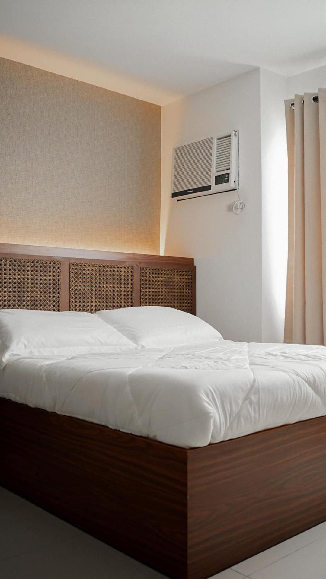 Go Hotels Bacolod Eksteriør bilde