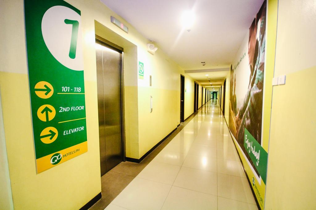 Go Hotels Bacolod Eksteriør bilde