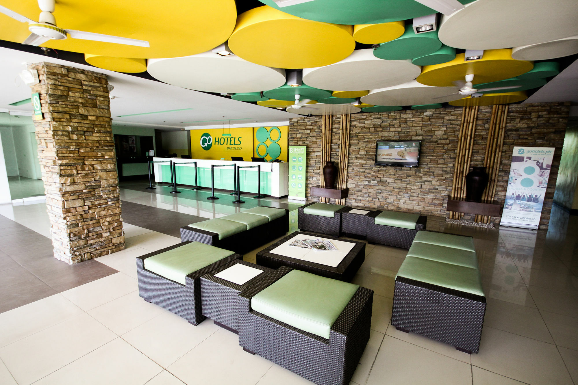 Go Hotels Bacolod Eksteriør bilde